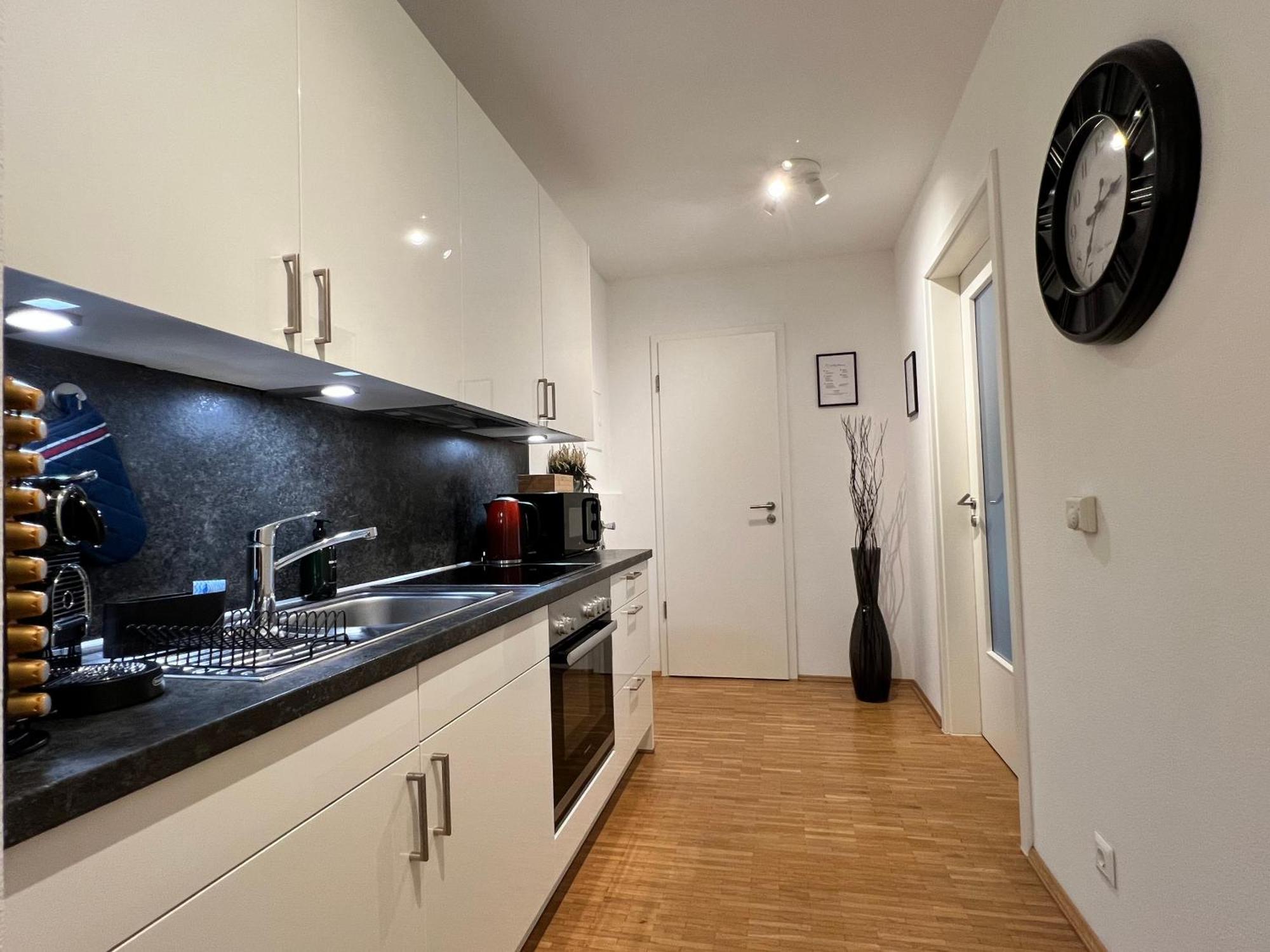 Moderne Wohnung Naehe Hbf-Lift-Tiefgarage-Contactless Check-In Hannover Buitenkant foto