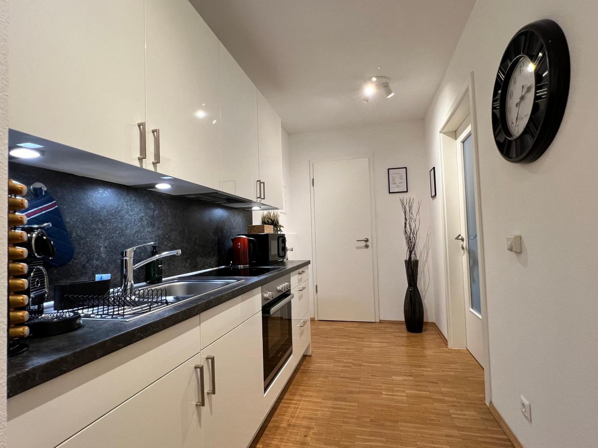 Moderne Wohnung Naehe Hbf-Lift-Tiefgarage-Contactless Check-In Hannover Buitenkant foto